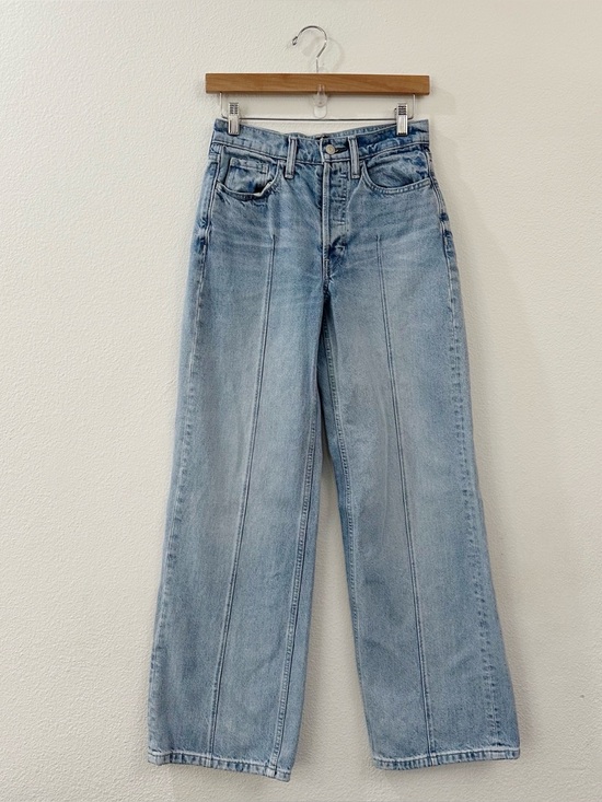 Banana Republic Denim - Banana Republic The Pintuck Jean Size 26P Wide Leg